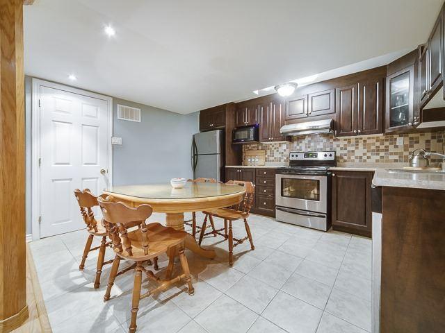 213 Shelbourne Dr, House detached with 4 bedrooms, 4 bathrooms and 4 parking in Vaughan ON | Image 18