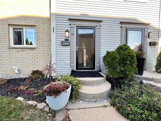 14 - 65 Dorchester Boulevard, House attached with 3 bedrooms, 1 bathrooms and null parking in St. Catharines ON | Image 11