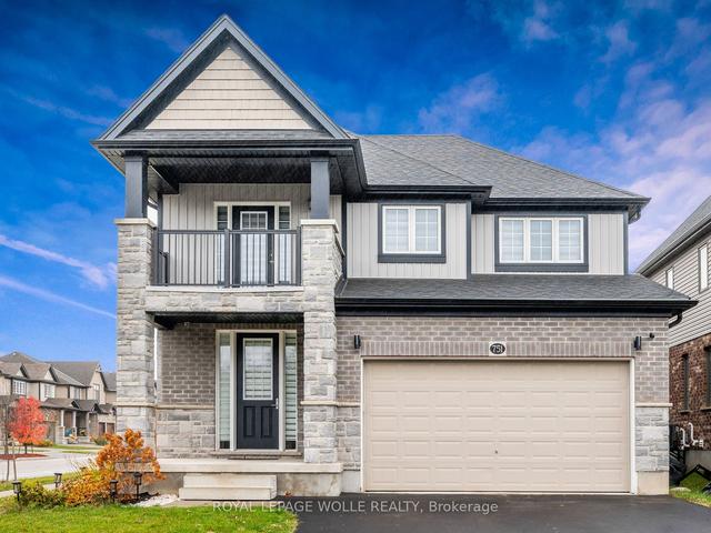 751 Wood Lily St E, House detached with 4 bedrooms, 4 bathrooms and 4 parking in Waterloo ON | Image 1