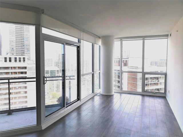 2812 - 45 Charles St E, Condo with 2 bedrooms, 2 bathrooms and 1 parking in Toronto ON | Image 5