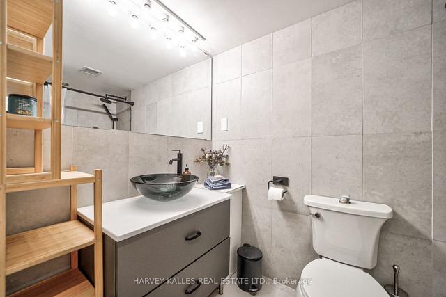 543 - 24 Southport St, Condo with 1 bedrooms, 1 bathrooms and 1 parking in Toronto ON | Image 20