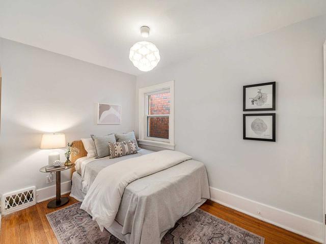 105 Winnett Ave, House semidetached with 3 bedrooms, 2 bathrooms and 1 parking in Toronto ON | Image 4
