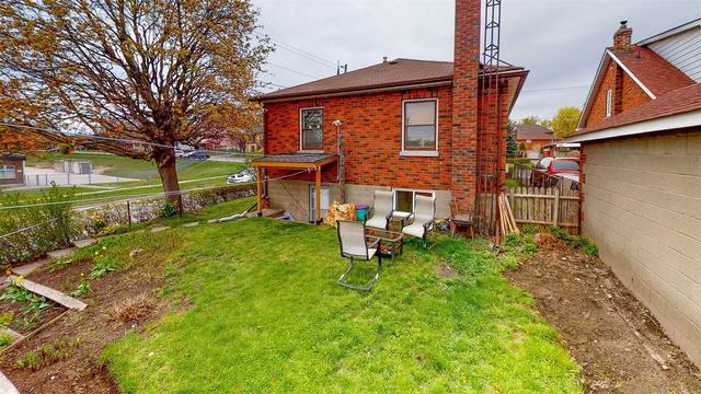 335 Central Park Blvd S, House detached with 3 bedrooms, 2 bathrooms and 4 parking in Oshawa ON | Image 17