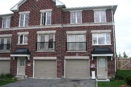 27 - 571 Longworth Ave, House attached with 2 bedrooms, 2 bathrooms and 1 parking in Clarington ON | Image 1