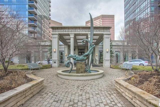 1126 - 25 Greenview Ave, Condo with 3 bedrooms, 2 bathrooms and 1 parking in Toronto ON | Image 12
