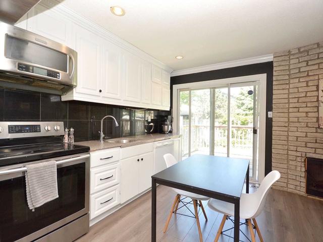 upper - 2725 Romark Mews, House detached with 3 bedrooms, 2 bathrooms and 1 parking in Mississauga ON | Image 2