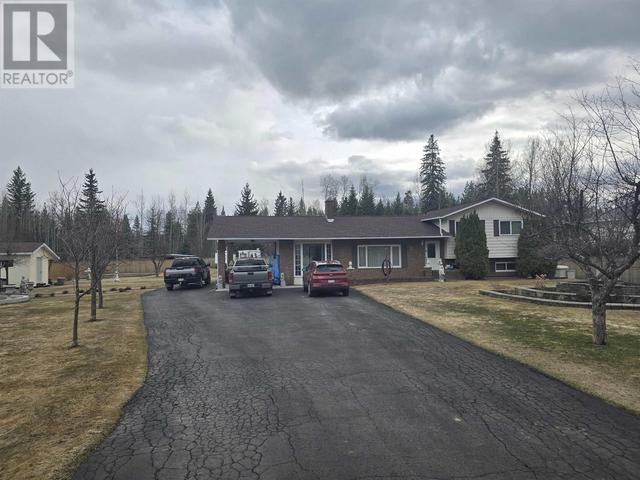 5465 Bendixon Road, House detached with 3 bedrooms, 2 bathrooms and null parking in Fraser Fort George D BC | Image 2