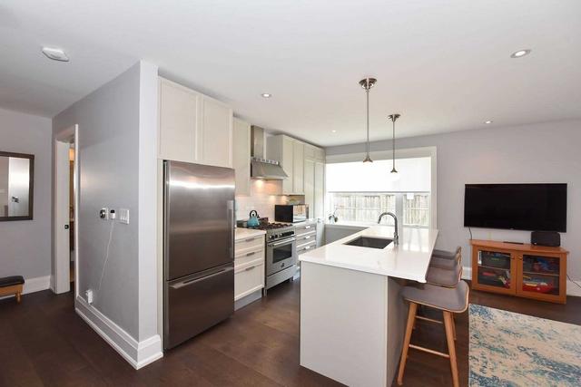 2b - 1733 Bathurst St, Condo with 3 bedrooms, 2 bathrooms and 1 parking in Toronto ON | Image 6