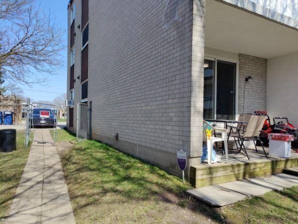 101 - 71 Vanier Dr E, Condo with 2 bedrooms, 2 bathrooms and 1 parking in Kitchener ON | Image 3
