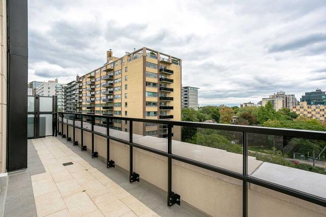 702 - 1 Forest Hill Rd, Condo with 2 bedrooms, 3 bathrooms and 2 parking in Toronto ON | Image 24