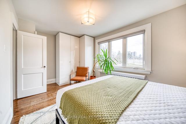 212 Broadway Ave, House detached with 3 bedrooms, 2 bathrooms and 1 parking in Toronto ON | Image 15
