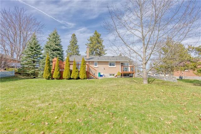 1429 Avondale Crescent, House detached with 4 bedrooms, 1 bathrooms and 5 parking in Kingston ON | Image 39