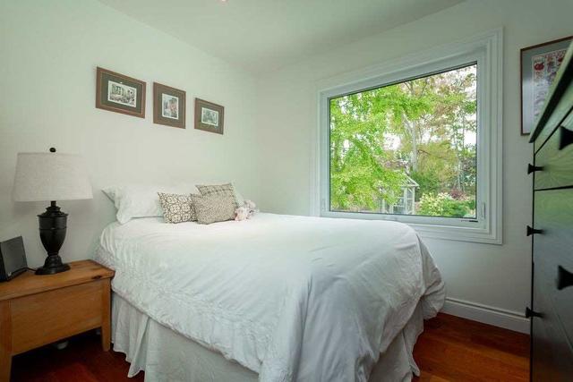 133 Elgin St, House detached with 3 bedrooms, 2 bathrooms and 5 parking in Hamilton ON | Image 13