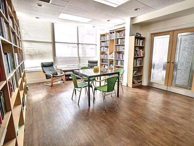 912 - 65 Scadding Ave, Condo with 2 bedrooms, 1 bathrooms and 1 parking in Toronto ON | Image 14