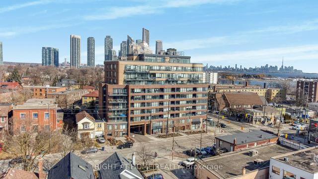 207 - 11 Superior Ave, Condo with 1 bedrooms, 1 bathrooms and 1 parking in Toronto ON | Image 23