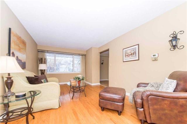856 William Booth Cres, House detached with 4 bedrooms, 3 bathrooms and 6 parking in Oshawa ON | Image 6