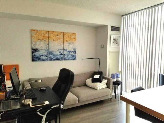 4216 - 11 Brunel Crt, Condo with 1 bedrooms, 1 bathrooms and 0 parking in Toronto ON | Image 6