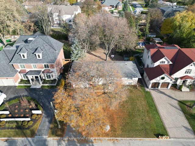 21 Vistaview Blvd, House detached with 3 bedrooms, 3 bathrooms and 6 parking in Vaughan ON | Image 1