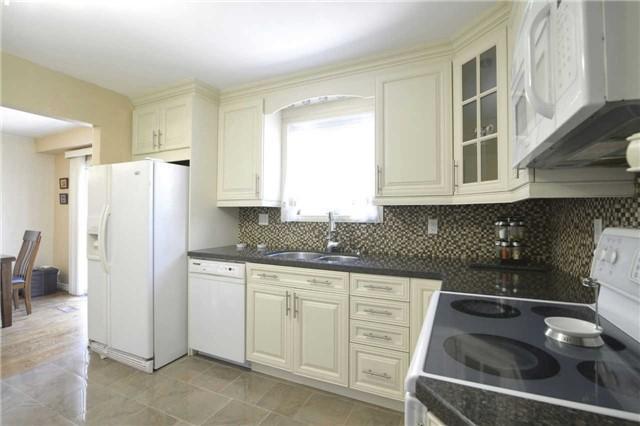 6123 Fullerton Cres, House detached with 3 bedrooms, 2 bathrooms and 2 parking in Mississauga ON | Image 7