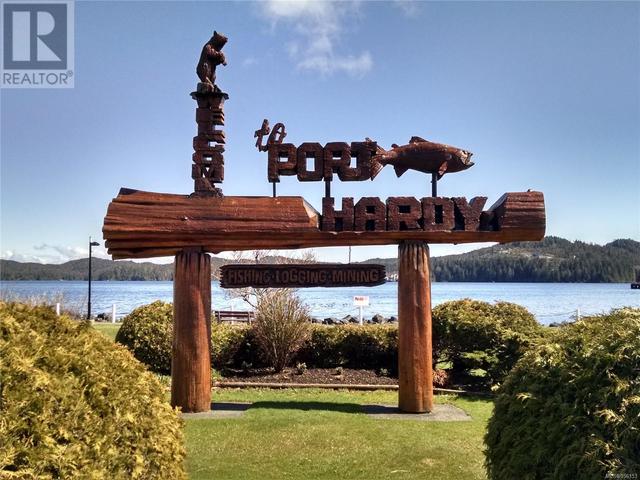 109 - 7450 Rupert St, Condo with 2 bedrooms, 1 bathrooms and 1 parking in Port Hardy BC | Image 33