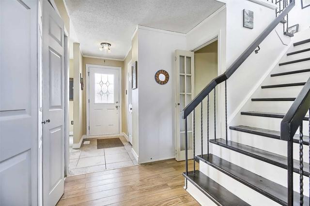47 Lacewood Cres, House semidetached with 4 bedrooms, 3 bathrooms and 5 parking in Brampton ON | Image 23