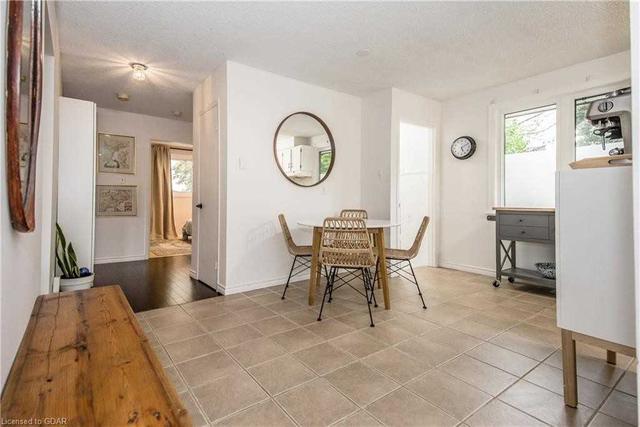 119 Hadati Rd, House detached with 3 bedrooms, 1 bathrooms and 3 parking in Guelph ON | Image 5