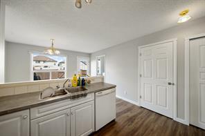 51 Taravista Gardens Ne, Home with 3 bedrooms, 2 bathrooms and 2 parking in Calgary AB | Image 13