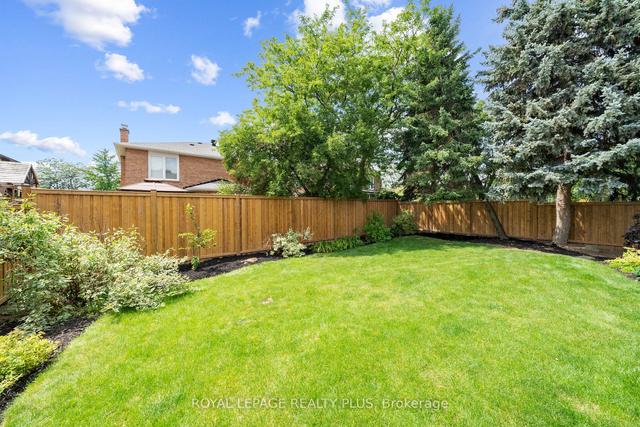 4344 Dallas Crt, House detached with 4 bedrooms, 4 bathrooms and 6 parking in Mississauga ON | Image 30