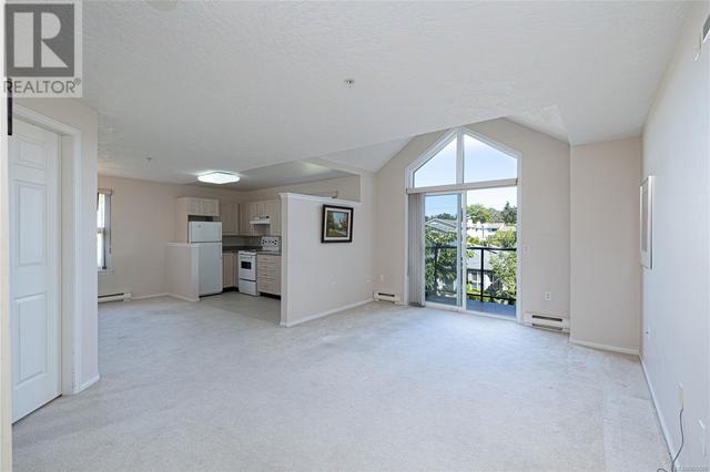 203 - 1485 Garnet Rd, Condo with 2 bedrooms, 2 bathrooms and null parking in Saanich BC | Image 1