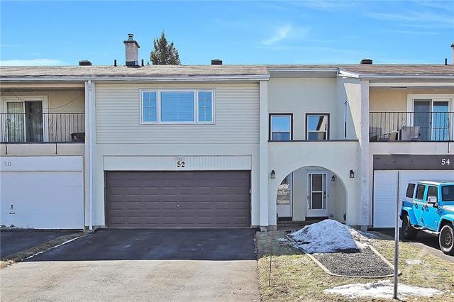 52 Tarquin Crescent, Townhouse with 3 bedrooms, 2 bathrooms and 4 parking in Ottawa ON | Image 1