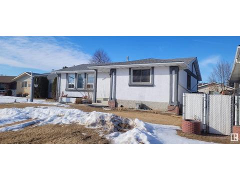 4146 134a Av Nw Nw, House detached with 3 bedrooms, 2 bathrooms and null parking in Edmonton AB | Card Image