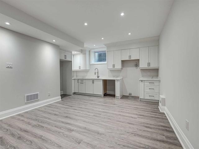 33 Brumwell St, House detached with 4 bedrooms, 5 bathrooms and 8 parking in Toronto ON | Image 29