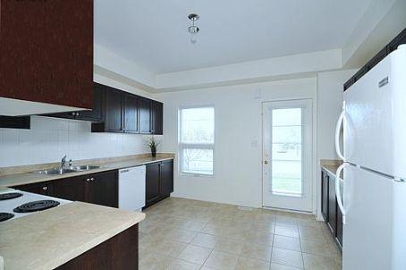 295 Monarch Ave, House attached with 3 bedrooms, 3 bathrooms and 1 parking in Ajax ON | Image 6