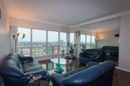 ph303 - 8 Lee Centre Dr, Condo with 4 bedrooms, 3 bathrooms and 2 parking in Toronto ON | Image 3