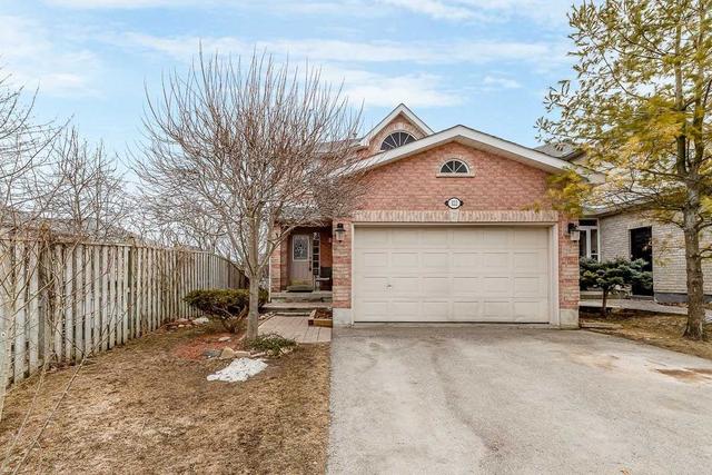 122 Chalmers Rd S, House detached with 4 bedrooms, 3 bathrooms and 6 parking in Barrie ON | Image 1