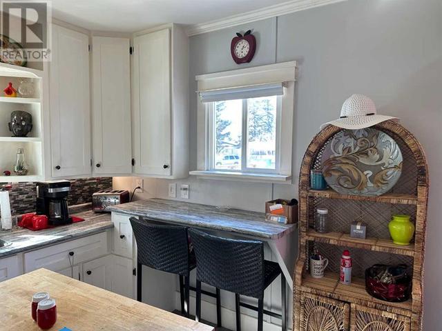 4906 51 Avenue, House detached with 1 bedrooms, 1 bathrooms and 7 parking in Olds AB | Image 5