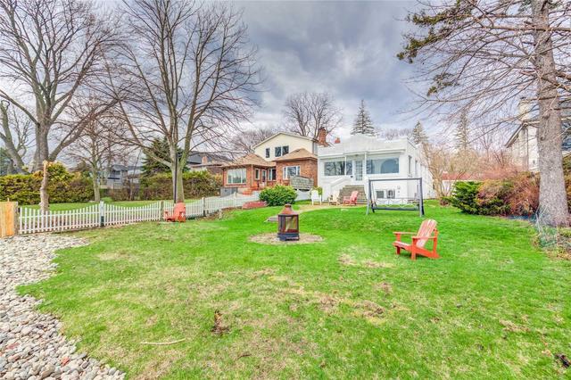 112 Cumberland Dr, House detached with 2 bedrooms, 2 bathrooms and 10 parking in Mississauga ON | Image 5
