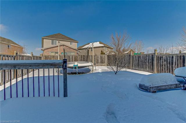 1831 Mickleborough Drive, House detached with 3 bedrooms, 2 bathrooms and 3 parking in London ON | Image 36