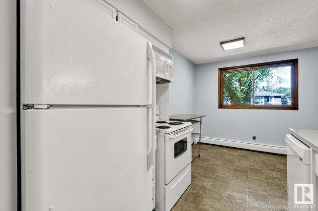 303 - 10745 78 Av Nw, Condo with 2 bedrooms, 1 bathrooms and null parking in Edmonton AB | Image 8