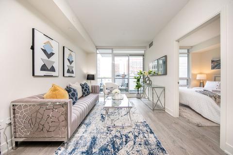 412 - 30 Roehampton Ave, Condo with 1 bedrooms, 1 bathrooms and 0 parking in Toronto ON | Card Image