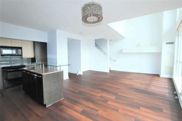 833 - 8 Telegram Mews, Condo with 2 bedrooms, 3 bathrooms and 1 parking in Toronto ON | Image 21