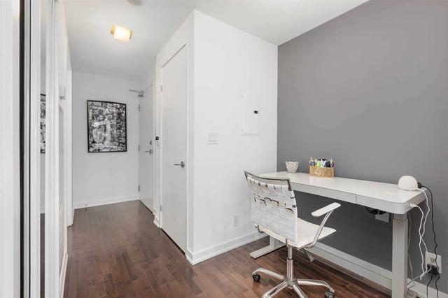 411 - 12 York St, Condo with 1 bedrooms, 1 bathrooms and 0 parking in Toronto ON | Image 8