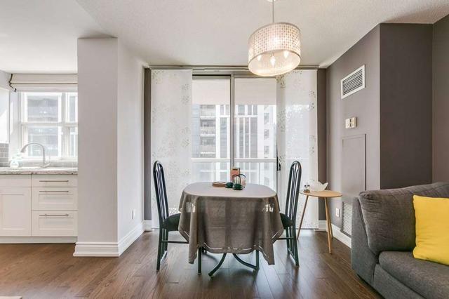 712 - 323 Richmond St E, Condo with 2 bedrooms, 2 bathrooms and 1 parking in Toronto ON | Image 33