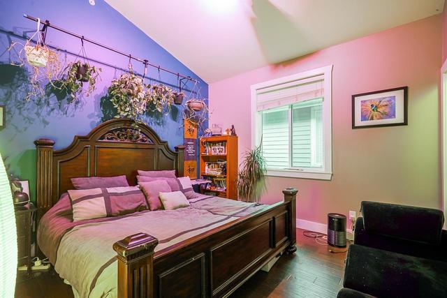1893 Coquitlam Avenue, House detached with 5 bedrooms, 3 bathrooms and null parking in Port Coquitlam BC | Image 17