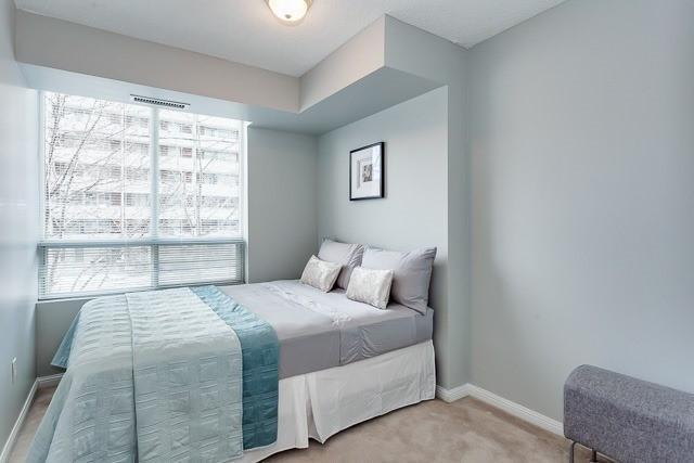209 - 188 Redpath Ave, Condo with 2 bedrooms, 2 bathrooms and 1 parking in Toronto ON | Image 11