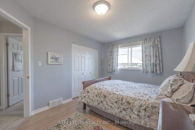 278 Hungerford St, House detached with 3 bedrooms, 2 bathrooms and 3 parking in London ON | Image 7