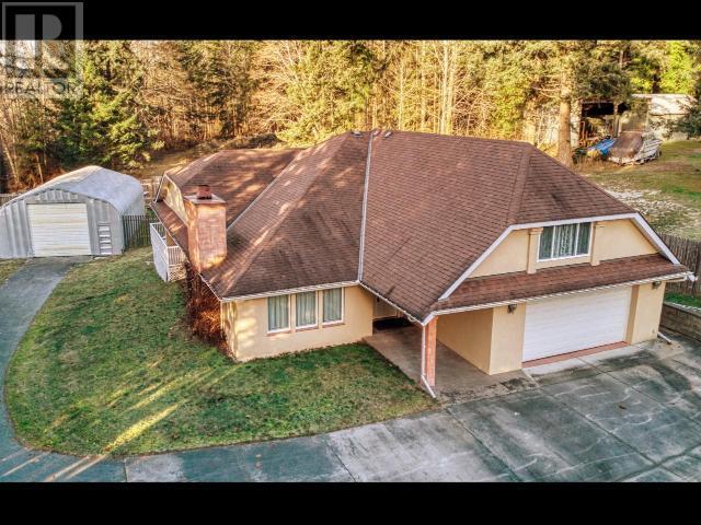 2339 Lang Bay Road, House detached with 3 bedrooms, 4 bathrooms and 2 parking in Powell River C BC | Image 1