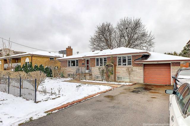 2030 Pharmacy Ave, House detached with 3 bedrooms, 1 bathrooms and 5 parking in Toronto ON | Image 23