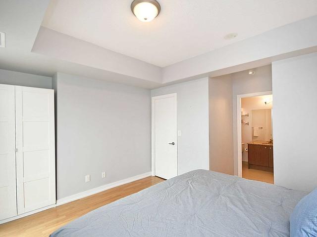 804 - 5101 Dundas St W, Condo with 2 bedrooms, 2 bathrooms and 1 parking in Toronto ON | Image 4