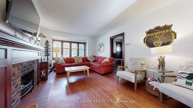 20 Riverview Gdns, House detached with 3 bedrooms, 2 bathrooms and 4 parking in Toronto ON | Image 26